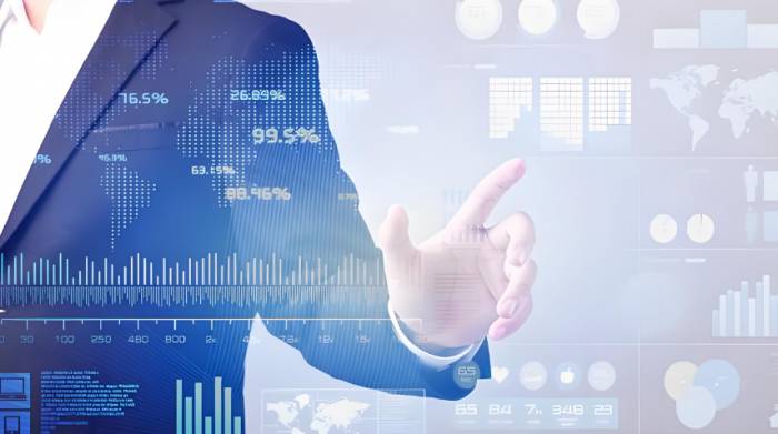 Intel CEO's "Forced" Retirement Sparks Stock Surge Over 5.7%